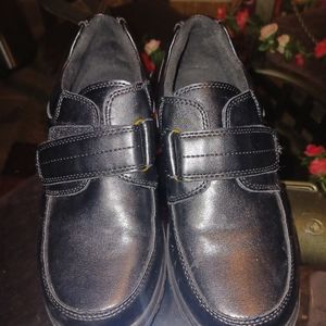 Boy dress up shoes